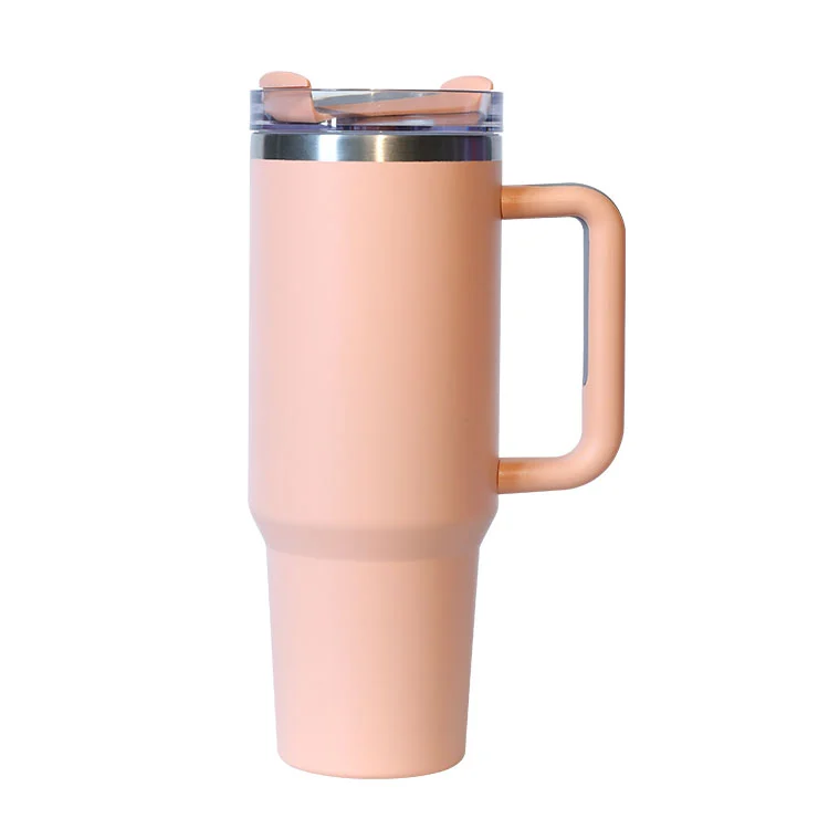 Kuna tofauti gani kati ya thermos na tumbler?